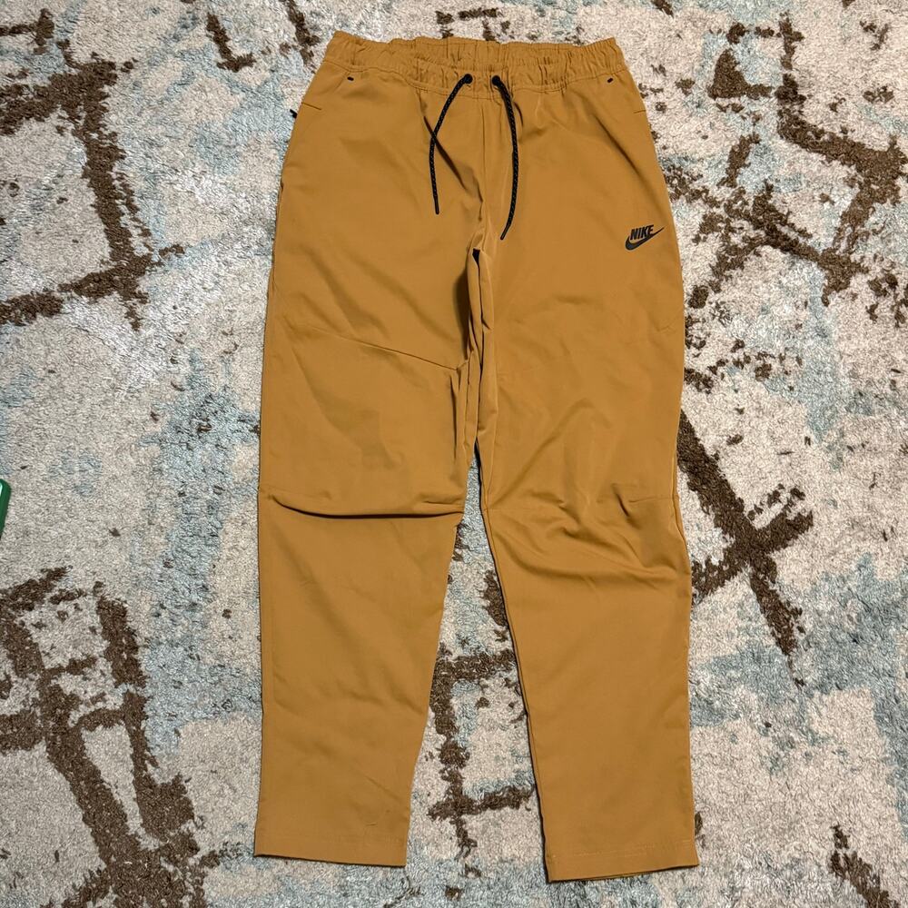 Nike Sportswear Tech Woven Track Pants Flax Brown Size Large